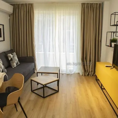 Apartment Апартамент Мицански